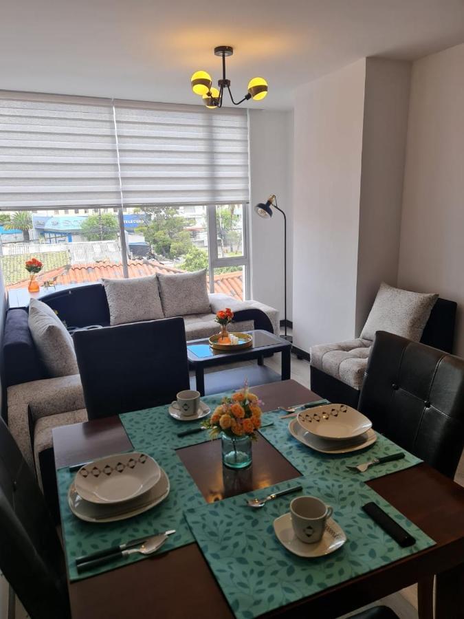 Hermoso departamento, céntrico y tranquilo Quito Exterior foto