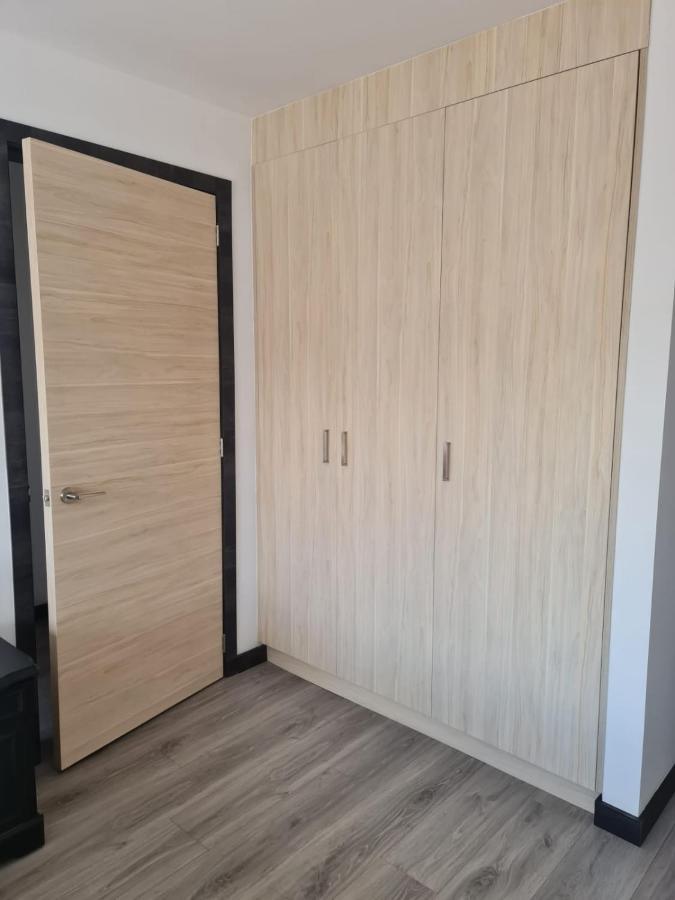 Hermoso departamento, céntrico y tranquilo Quito Exterior foto